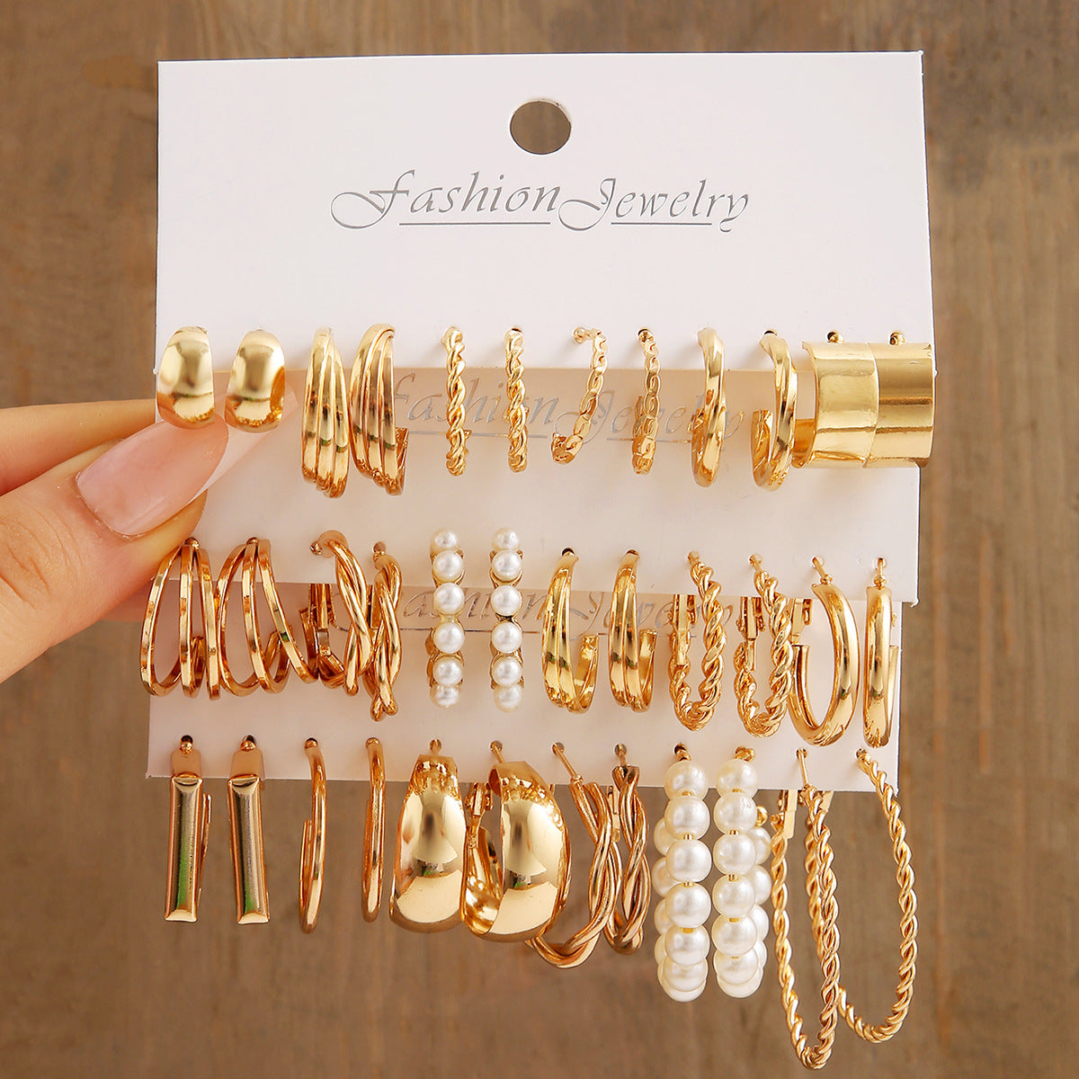 Damen Ohrringe Set mit stilvollen und vielseitigen Designs Shop Nory