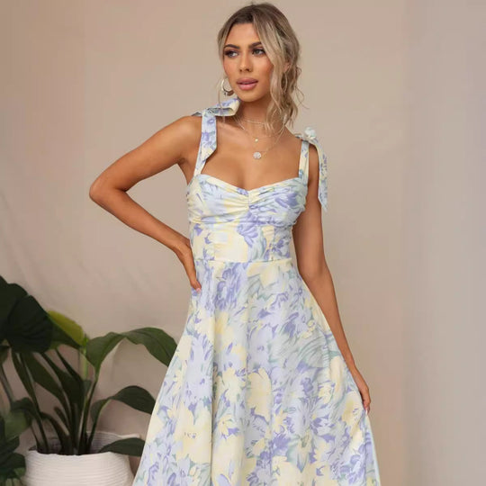 Damen Sommerliches Blumenkleid mit elegantem Spaghettiträger-Design