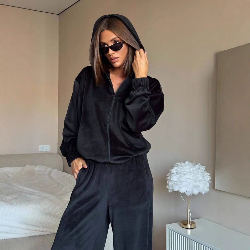 Damen Loungewear-Set mit leichtem Zip-Hoodie, elastischen Bündchen und weiten Palazzo-Hose Shop Nory
