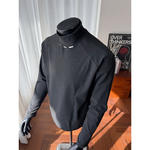 Herren Rollkragen-Feinstrickshirt mit Metallnieten am Kragen und schmaler Silhouette Shop Nory