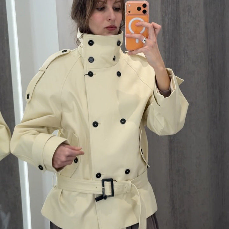 Damen Kurze doppeltknöpfte Trenchjacke mit hohem Stehkragen und Taillengürtel Shop Nory