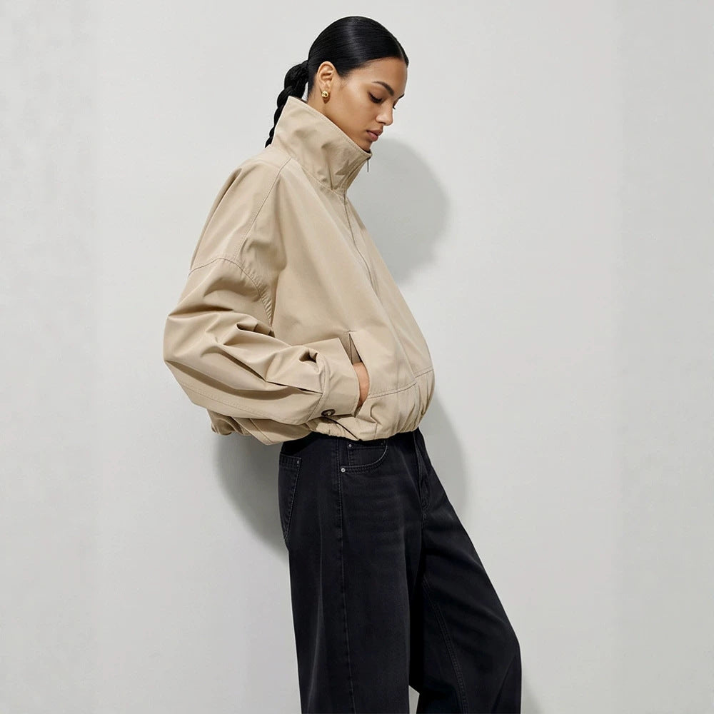 Damen Boxy-Cropped Windbreakerjacke mit hohem Stehkragen und geradem Saum Shop Nory