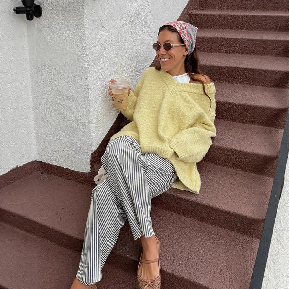 Damen Oversize-Flauschpullover mit tiefem V-Ausschnitt und voluminösen Ärmeln Shop Nory