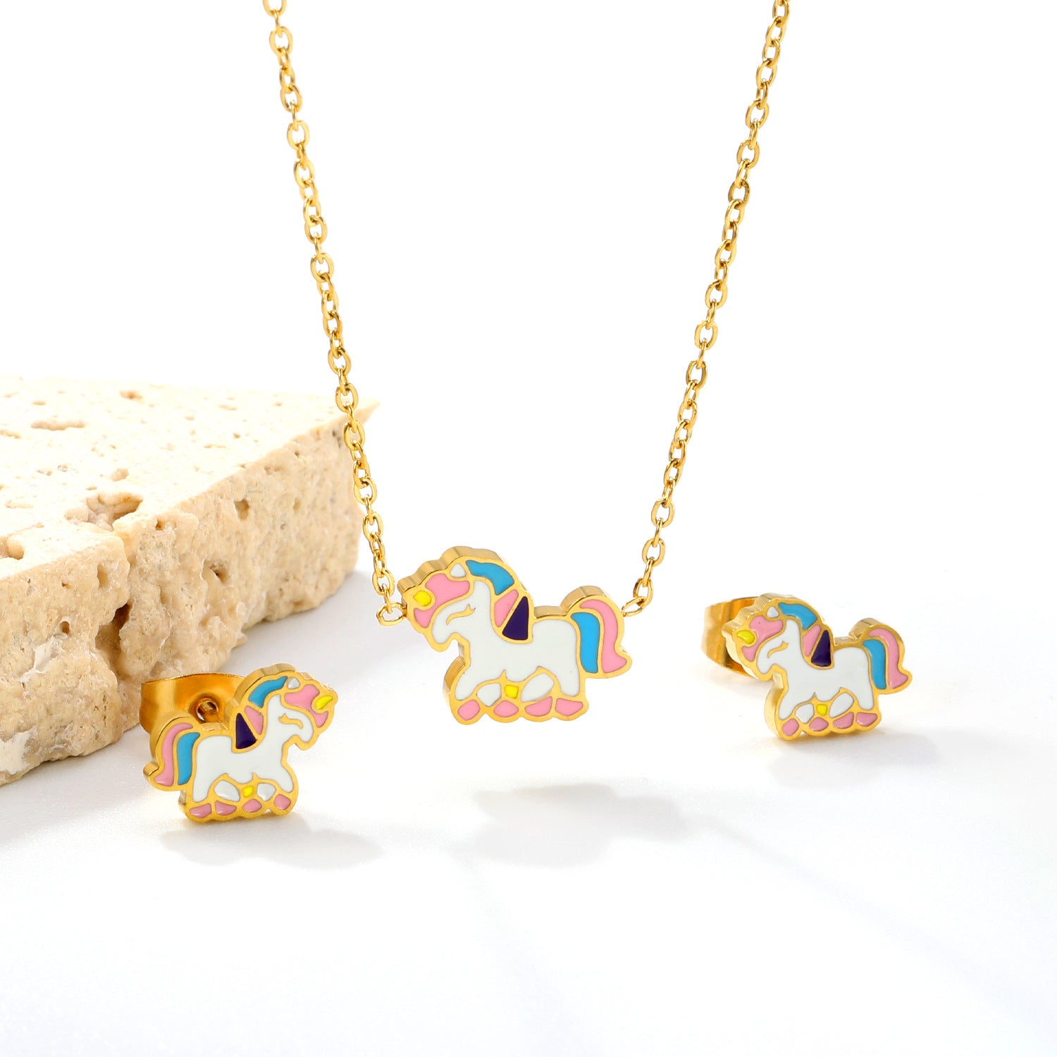 Damen Schmuckset mit niedlichen Einhorn-Anhängern aus hochwertigem Edelstahl Shop Nory