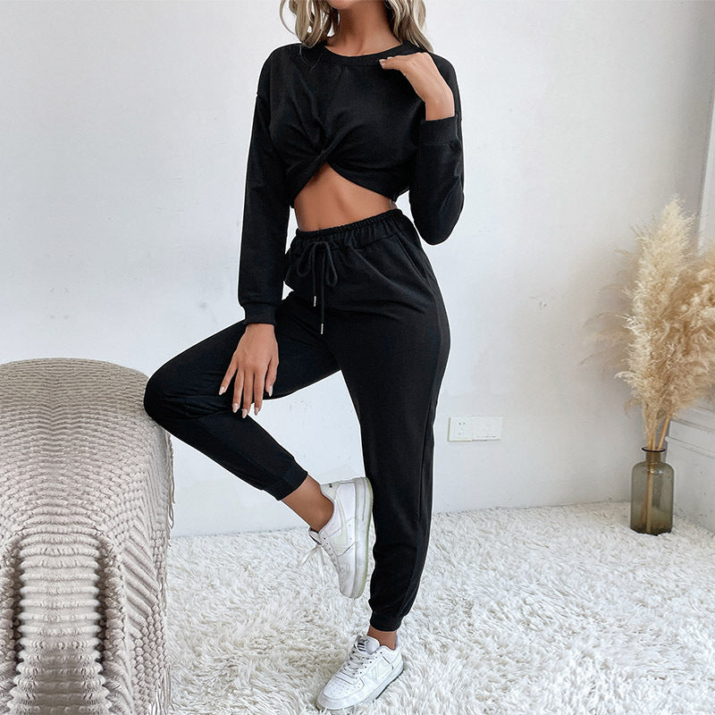 Damen Zweiteiliges Lounge-Set mit gedrehtem kurz geschnittenem Sweatshirt und hochtaillierter Jogginghose Shop Nory
