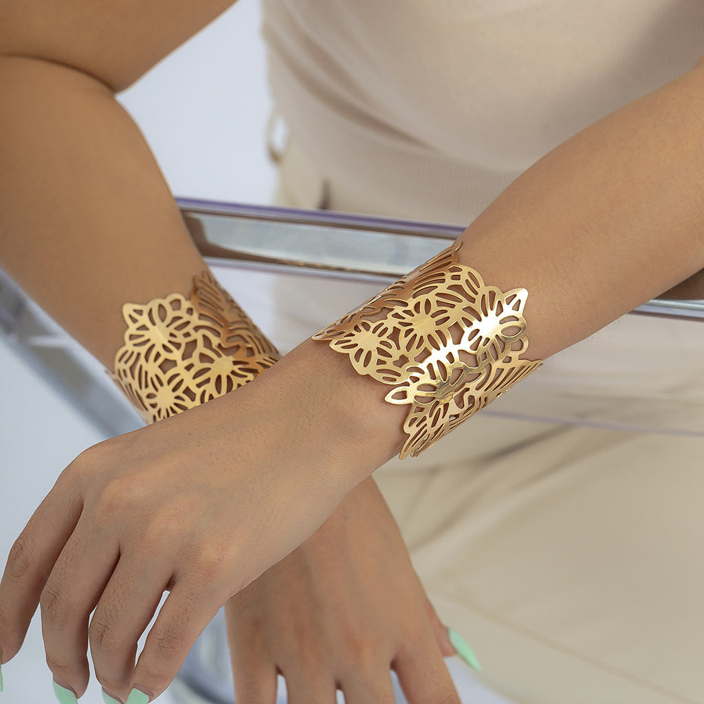 Damen elegantes und modernes Armkettchen Shop Nory