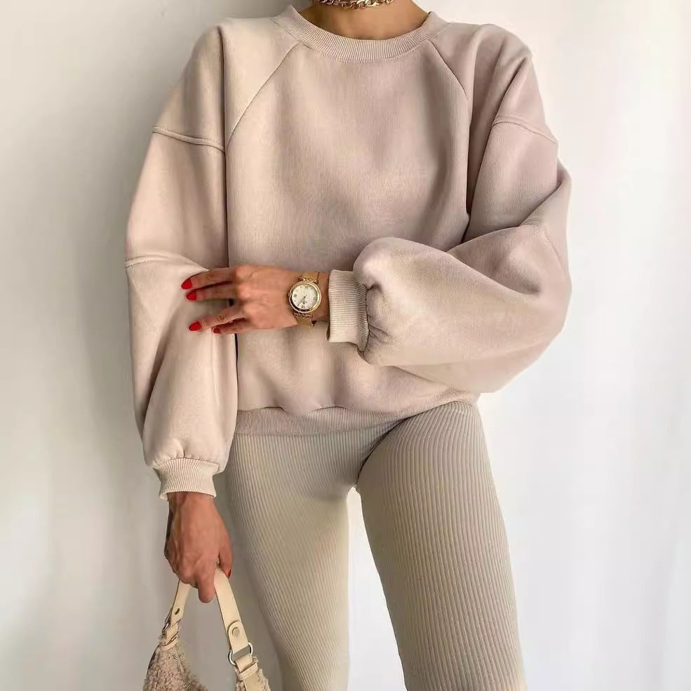Damen Komfort-Loungewear Kombination Oversize-Sweatshirt mit High-Waist Biker-Shorts Shop Nory