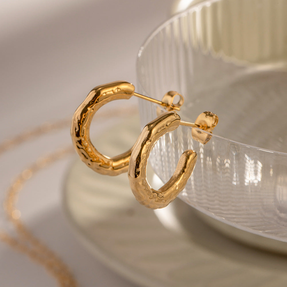 Damen Ohrhänger im einzigartigen Gold-Schmuckdesign Shop Nory