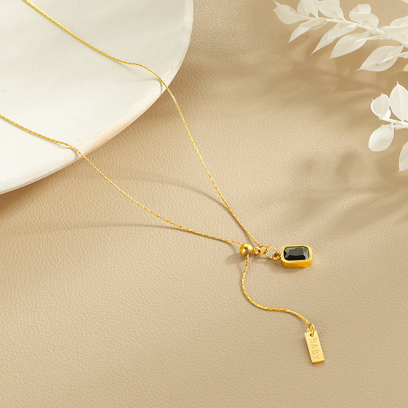 Damen elegante Halskette mit stilvollem Anhänger und funkelndem Kristall Shop Nory