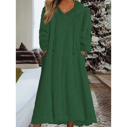 Damen Maxikleid aus Teddy-Fleece mit Kapuze, V-Ausschnitt und Eingrifftaschen Shop Nory