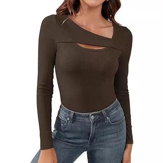 Damen Geripptes Langarmshirt mit asymmetrischem Carmenausschnitt und Brust-Cut-Out Shop Nory