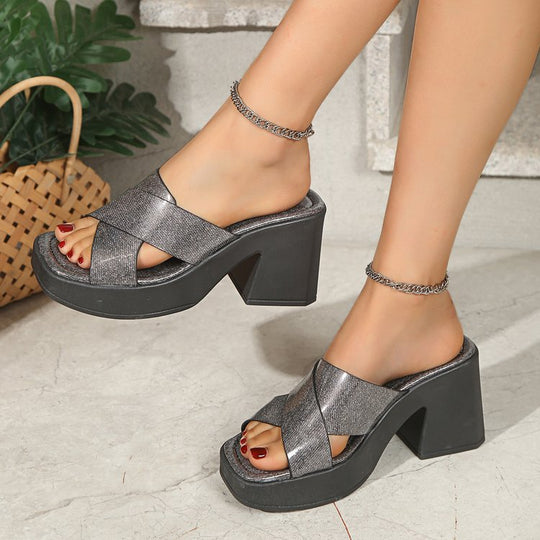 Damen Plateau-Pantoletten mit elegantem Riemchen-Design