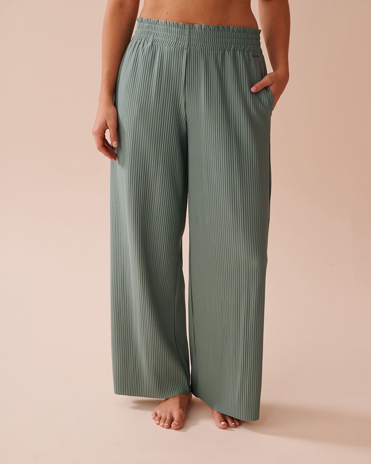 Damen Weite Plissee-Hose mit elastischem Bund und seitlichen Taschen