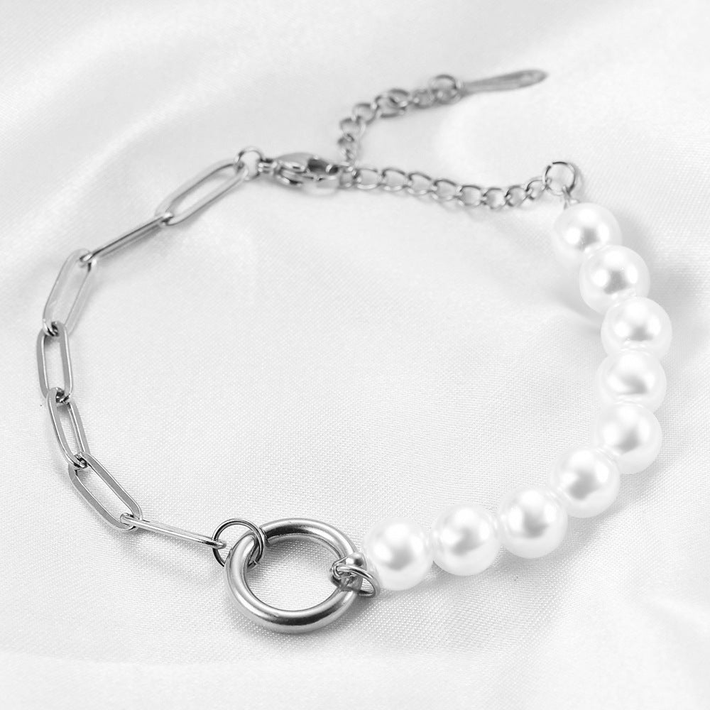 Damen Armband mit Perlenakzenten und modernen Kettengliedern Shop Nory