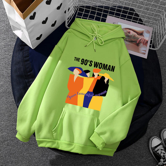 Damen nan weit geschnittener Kapuzenpullover mit Neunzigerjahre-Illustrationsprint, angerautem Fleece und Kängurutasche Shop Nory