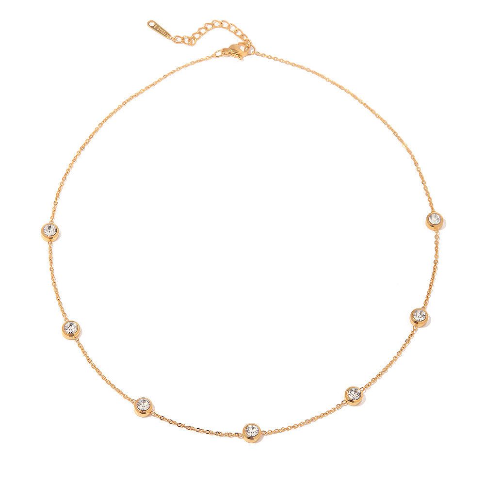 Damen Halskette mit funkelnden Zirkonia-Elementen und verstellbarem Verschluss Shop Nory