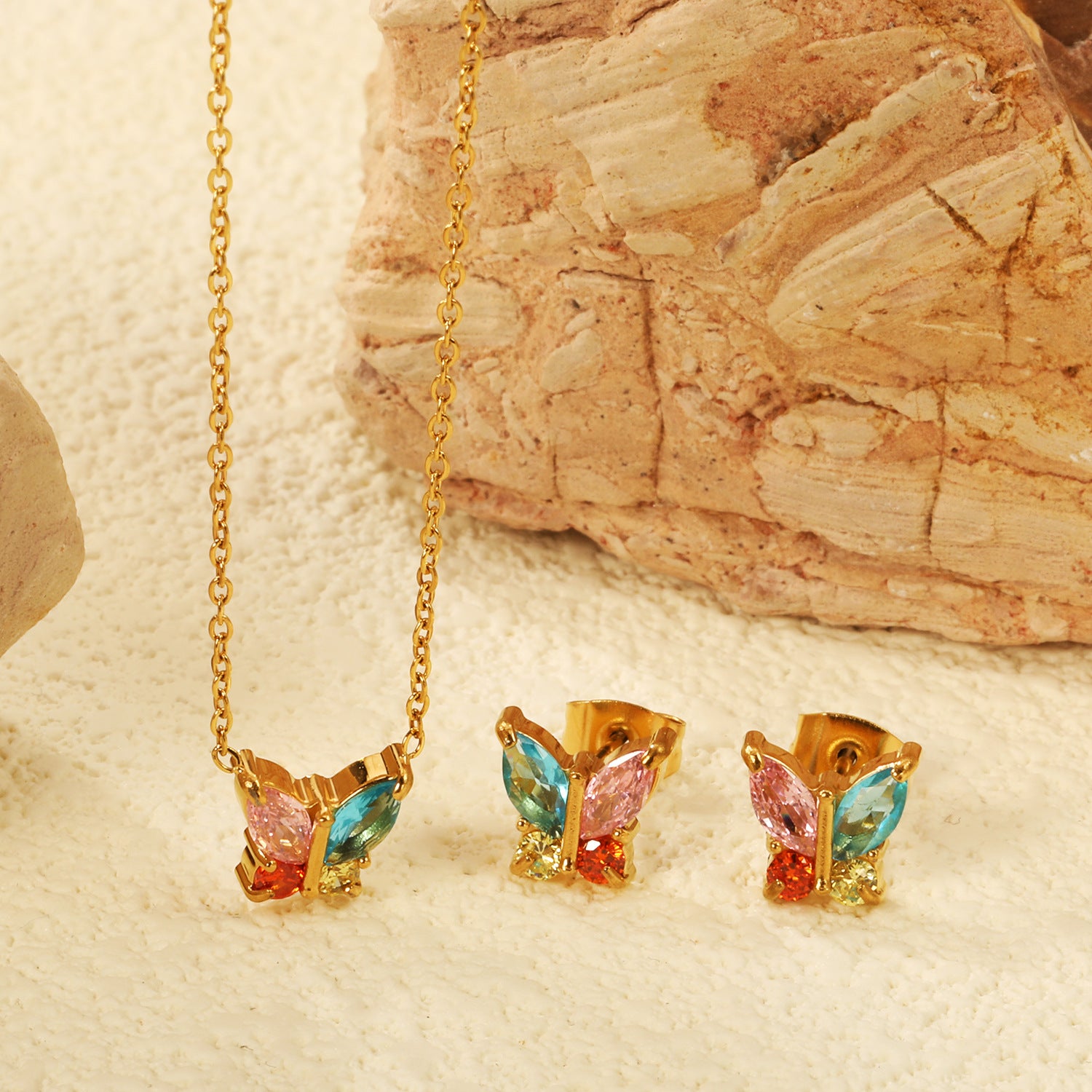 Damen Schmuckset mit funkelndem Schmetterlingsdesign aus Edelstahl und Zirkonia Shop Nory