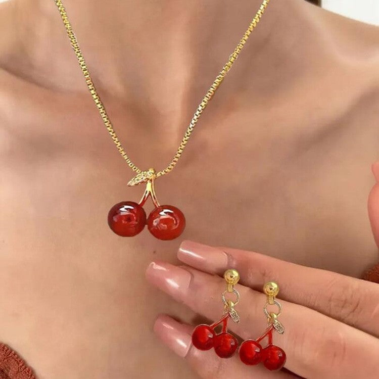 Damen Halskette mit eleganten Perlen und feinen Details Shop Nory