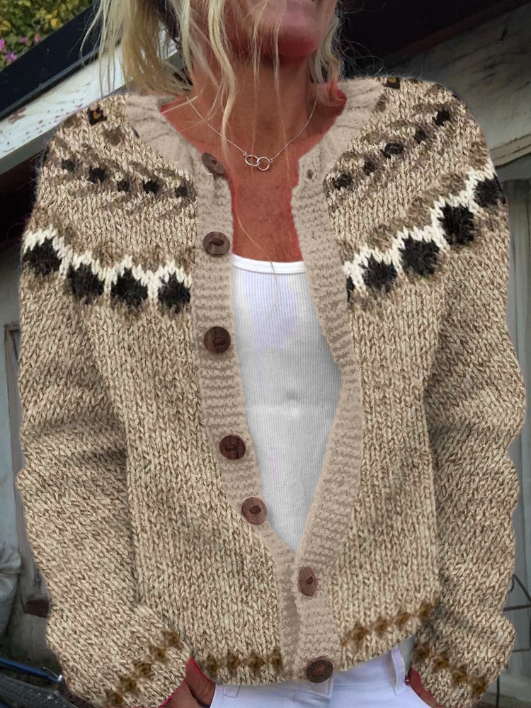 Damen nan gemusterte Strickjacke mit Rundpasse, Holzknöpfen und Eingrifftaschen Shop Nory
