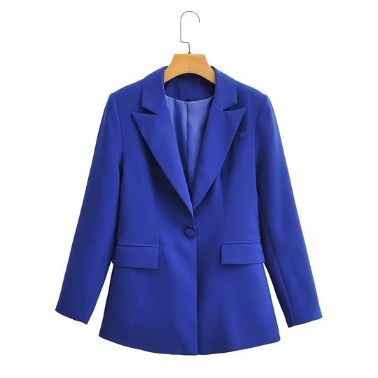 Damen Figurschmeichelnder Ein-Knopf-Blazer im modernen Oversize‑Cut mit Reverskragen und Pattentaschen Shop Nory