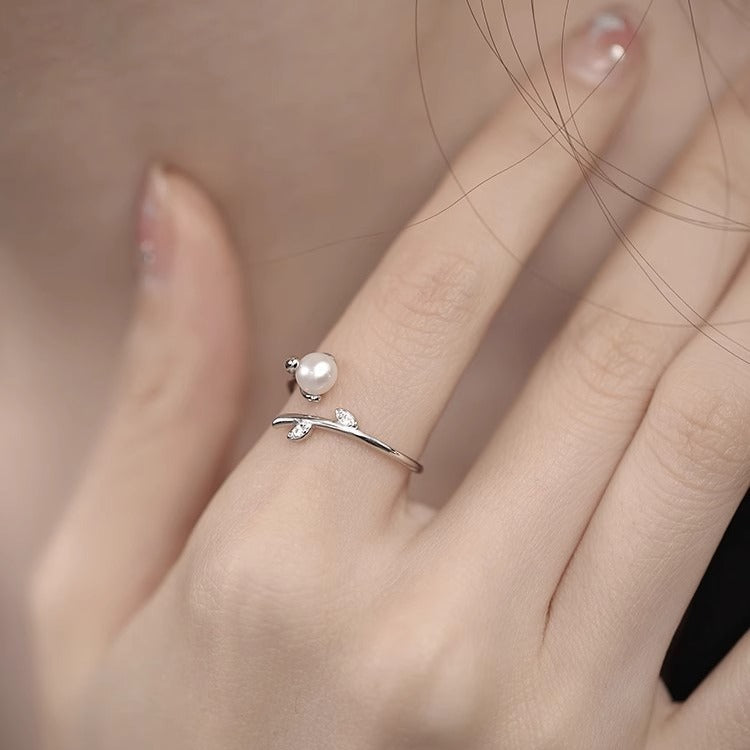 Damen Eleganter Ring mit zartem Perl- und Zirkonia-Design Shop Nory