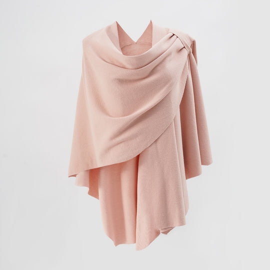 Damen Kapuzenponcho aus Feinstrick mit asymmetrischem Saum Shop Nory