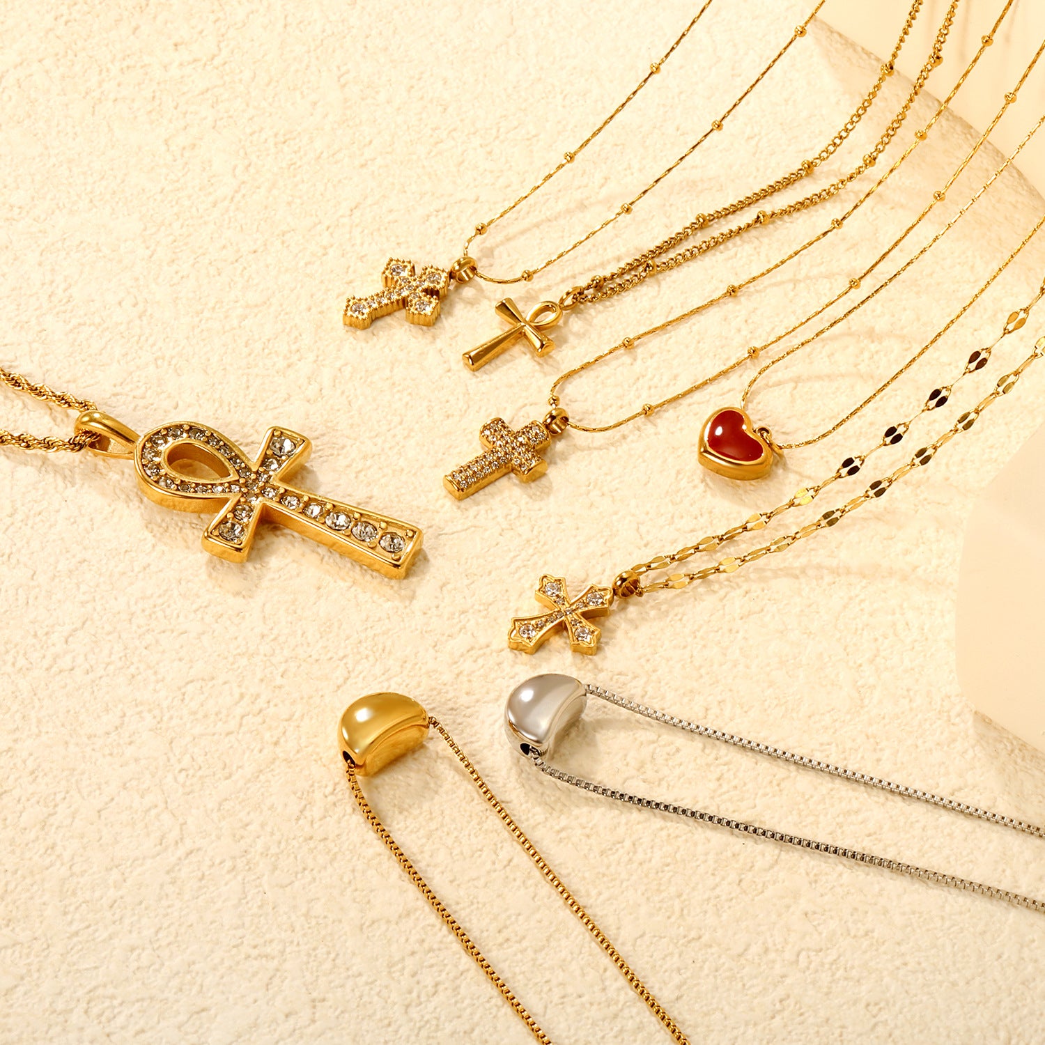 Damen Halskette mit funkelndem Kreuz-Anhänger aus hochwertigem Edelstahl und goldplattierter Oberfläche Shop Nory