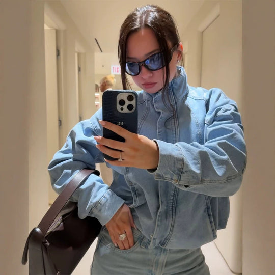 Damen Cropped Denimjacke im Bomberstil mit hohem Stehkragen und oversized Ärmeln Shop Nory