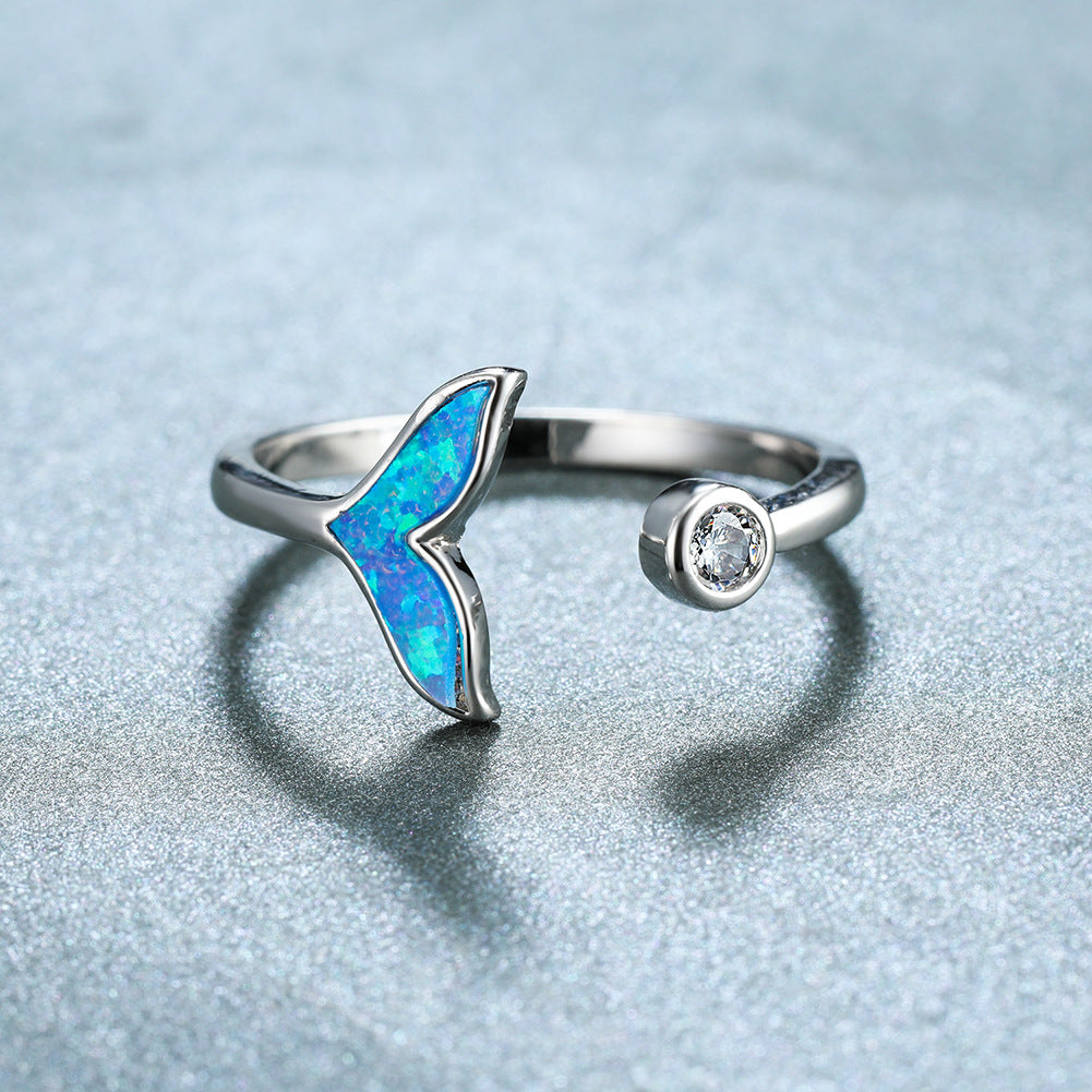 Damen Ring mit eleganten Walfischschwanz-Motiv und strahlendem Zirkonia Shop Nory