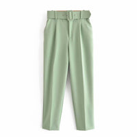 Hellgrüne Hose