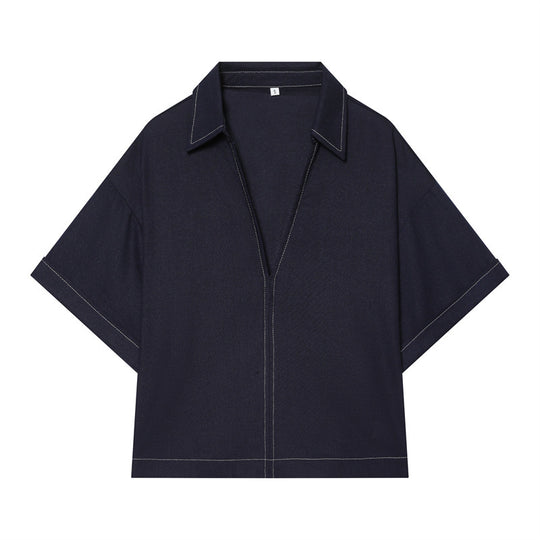 Damen Boxy‑Hemdbluse mit offenem V‑Ausschnitt, kurzem Oversize‑Arm und Kontrastnaht Shop Nory
