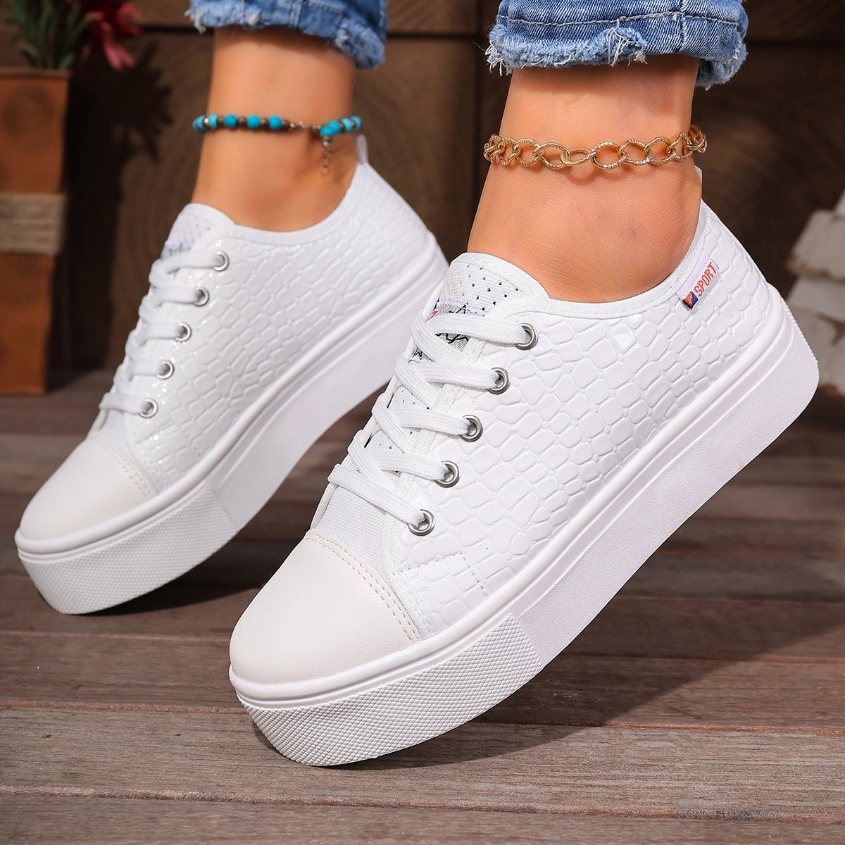 Damen Sneakers mit strukturiertem Obermaterial und bequemem Plateau Shopnory