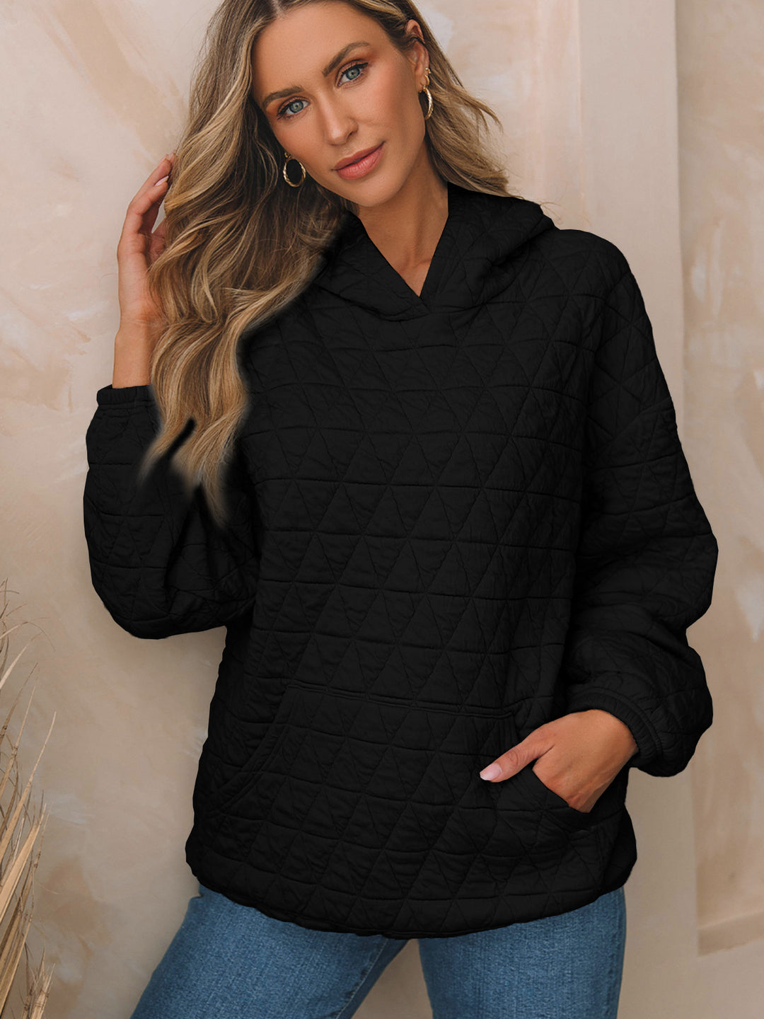 Damen Gepolsterter Stepp-Kapuzenpullover mit Kängurutasche Shop Nory