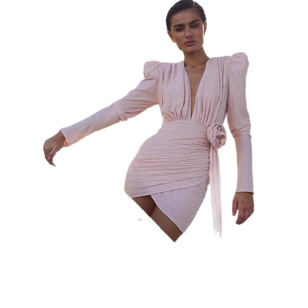 Damen Plissiertes Wickel‑Minikleid mit tiefem V‑Ausschnitt, Puffärmeln und Taillenrosen‑Detail Shop Nory