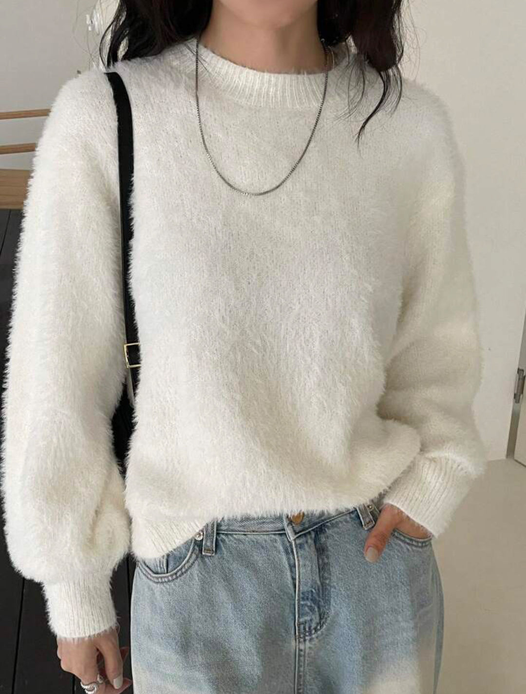 Damen Kurzgeschnitteter Flauschpullover mit Ballonärmeln und Rundhalsausschnitt Shop Nory