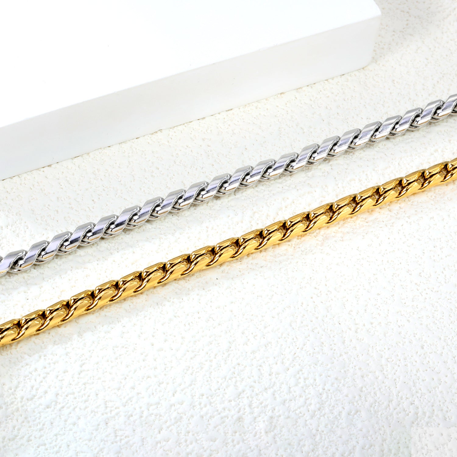 Damen Edelstahl Gliederarmband mit verstellbarem Mechanismus Shop Nory