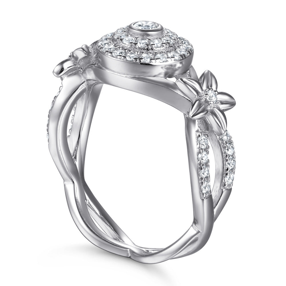 Damen Ring mit floralem Design und funkelnden Zirkonia Shop Nory