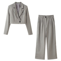 Grau
