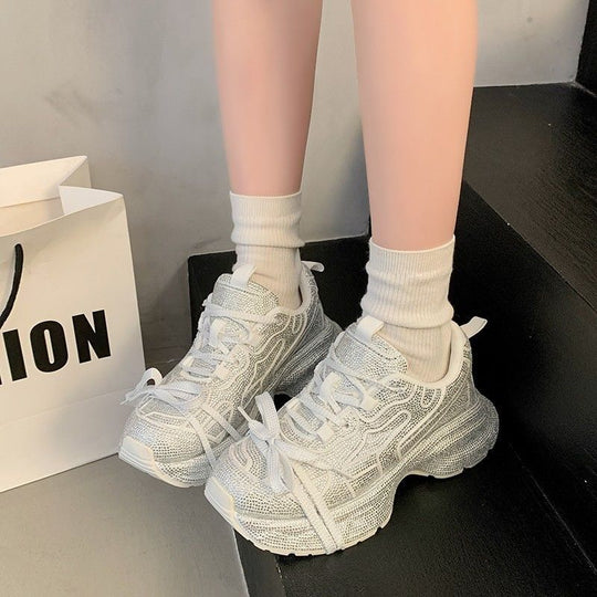 Damen Statement‑Sneaker mit strukturiertem Netz‑Mesh, überhöhter Plateau‑Sohle und gepolstertem Komfortfutter Shop Nory