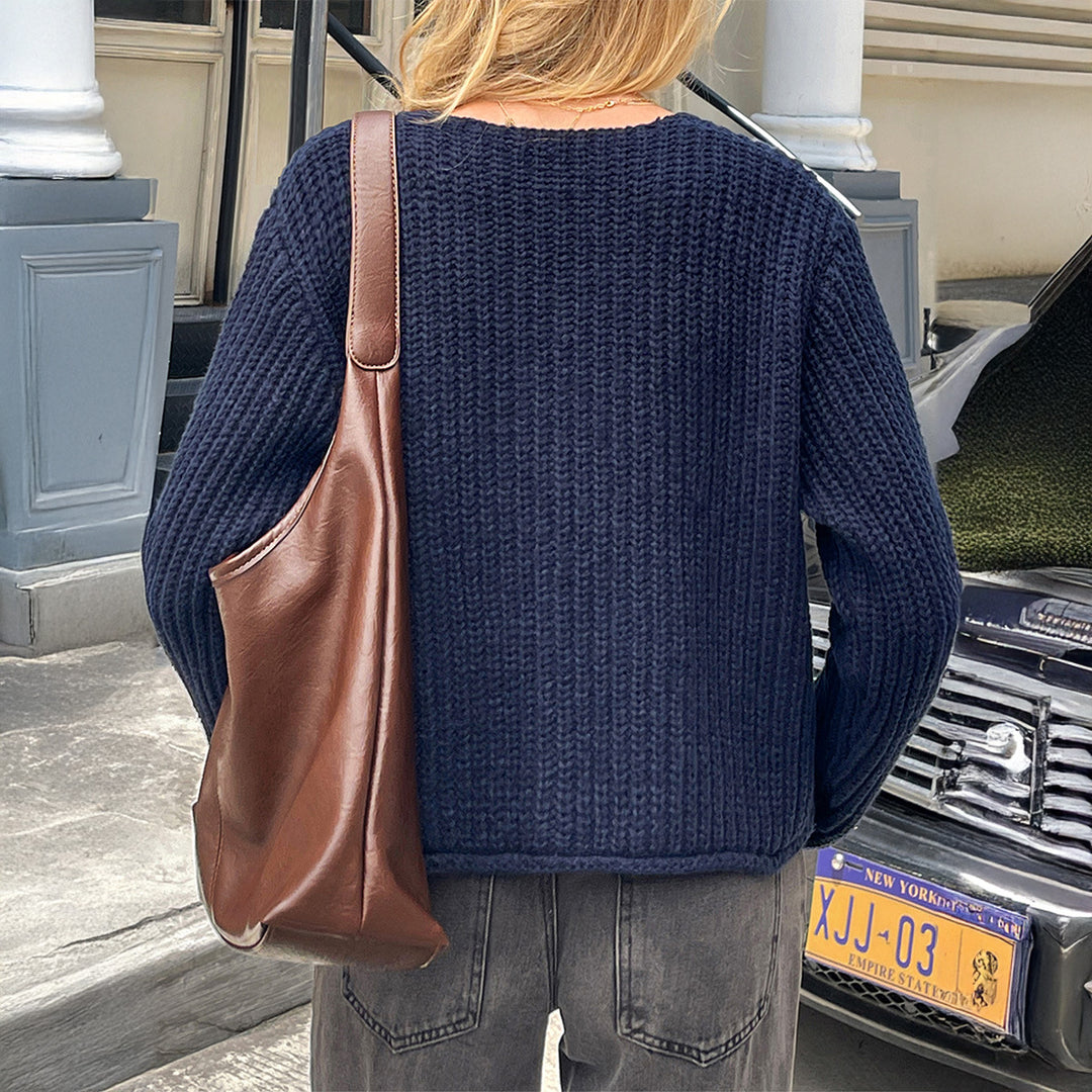 Damen nan kurz geschnittener Strukturstrick-Cardigan mit großen Goldknöpfen und aufgesetzten Taschen Shop Nory