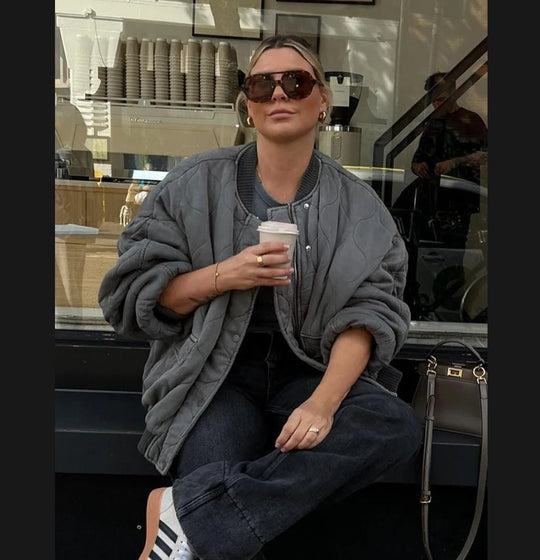 Damen gesteppte Oversized-Bomberjacke mit weichem Futter und luxuriösem Schnitt
