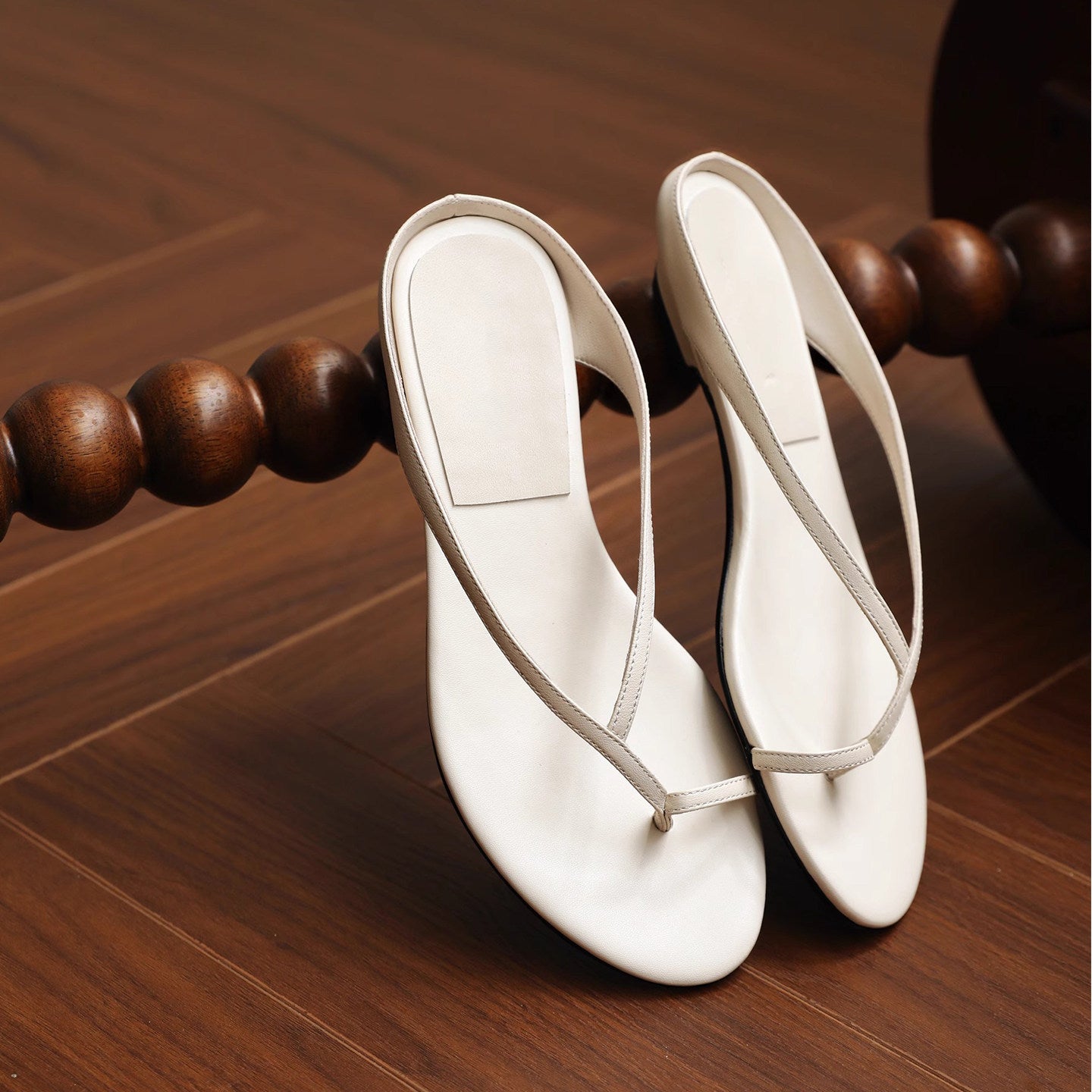 Damen Zehentrenner-Sandalen mit elegantem Riemendesign und leichtem Fußbett