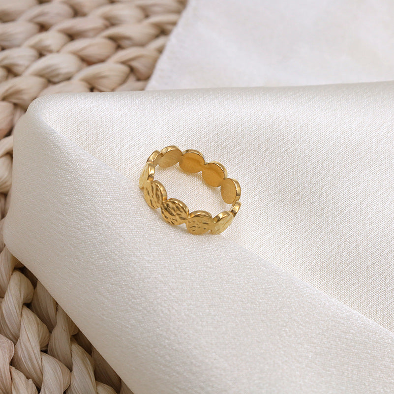 Damen Zarter und stilvoller Ring mit filigraner Struktur Shop Nory