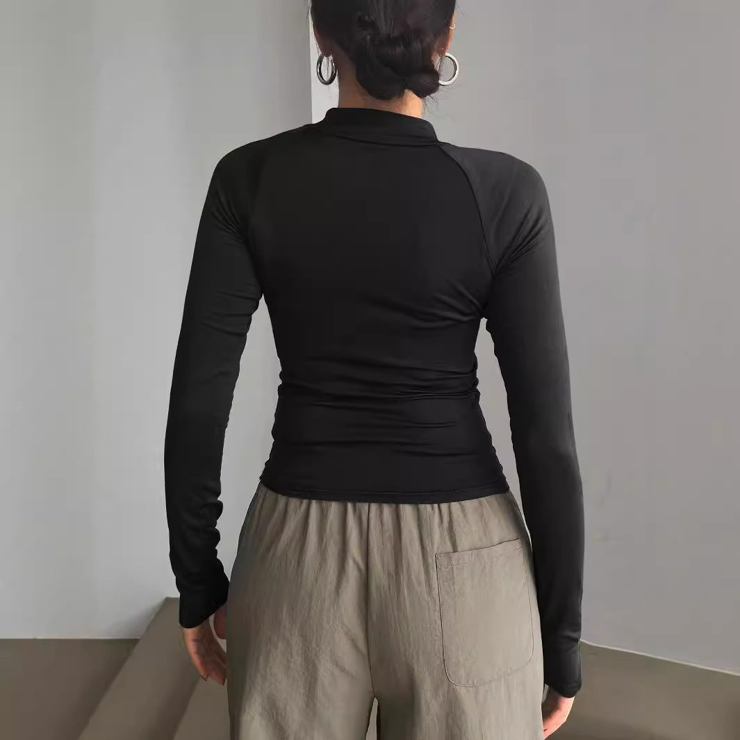 Damen Enganliegendes Sportliches Langarm-Top mit kurzem Stehkragen und V‑Ausschnitt Shop Nory