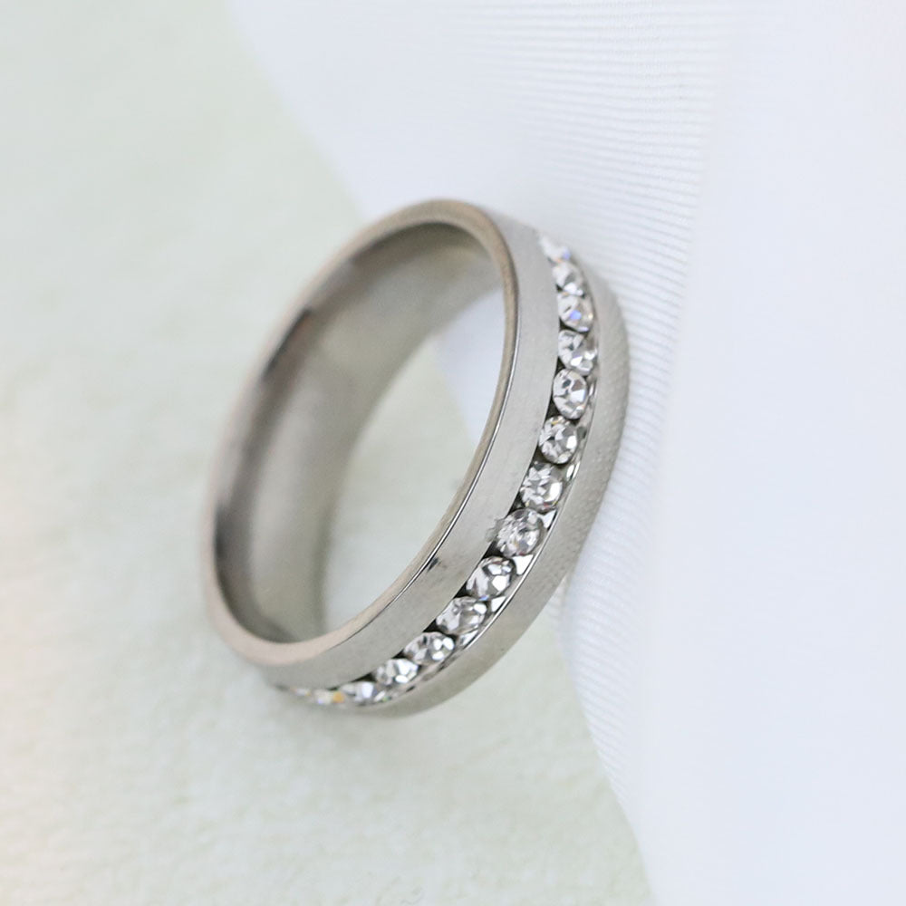 Damen Ring mit funkelndem Zirkonia-Besatz Shop Nory 1780328668