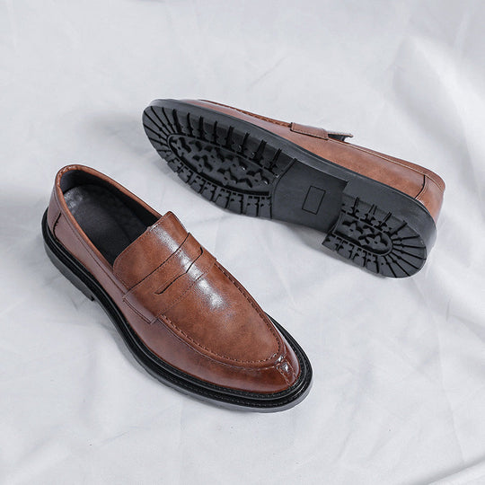 Damen Lederslipper mit rutschfester Profilsohle und eleganter Applikation
