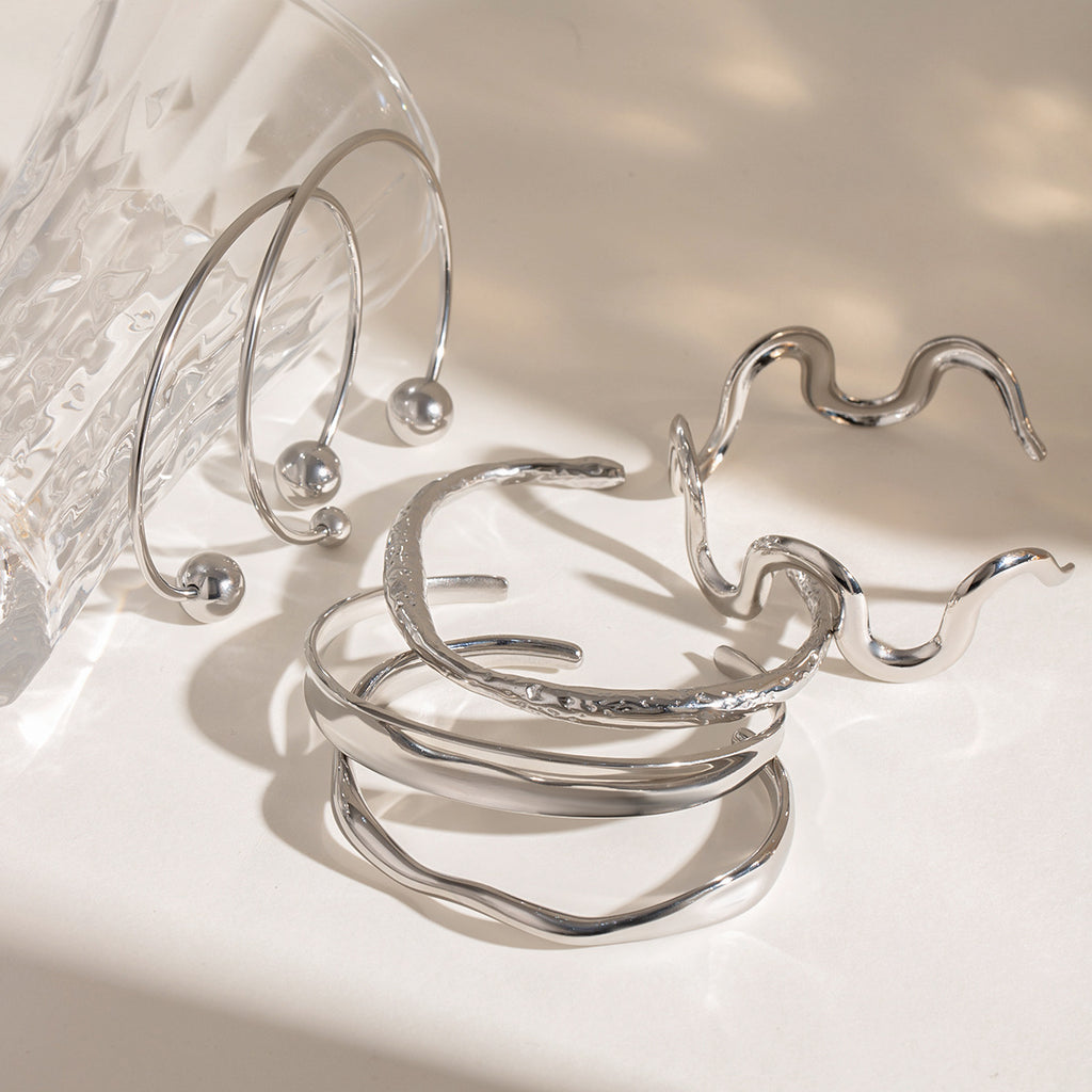 Damen Offenes Armband aus hochwertigem Edelstahl mit hypoallergenen und wasserfesten Eigenschaften Shop Nory