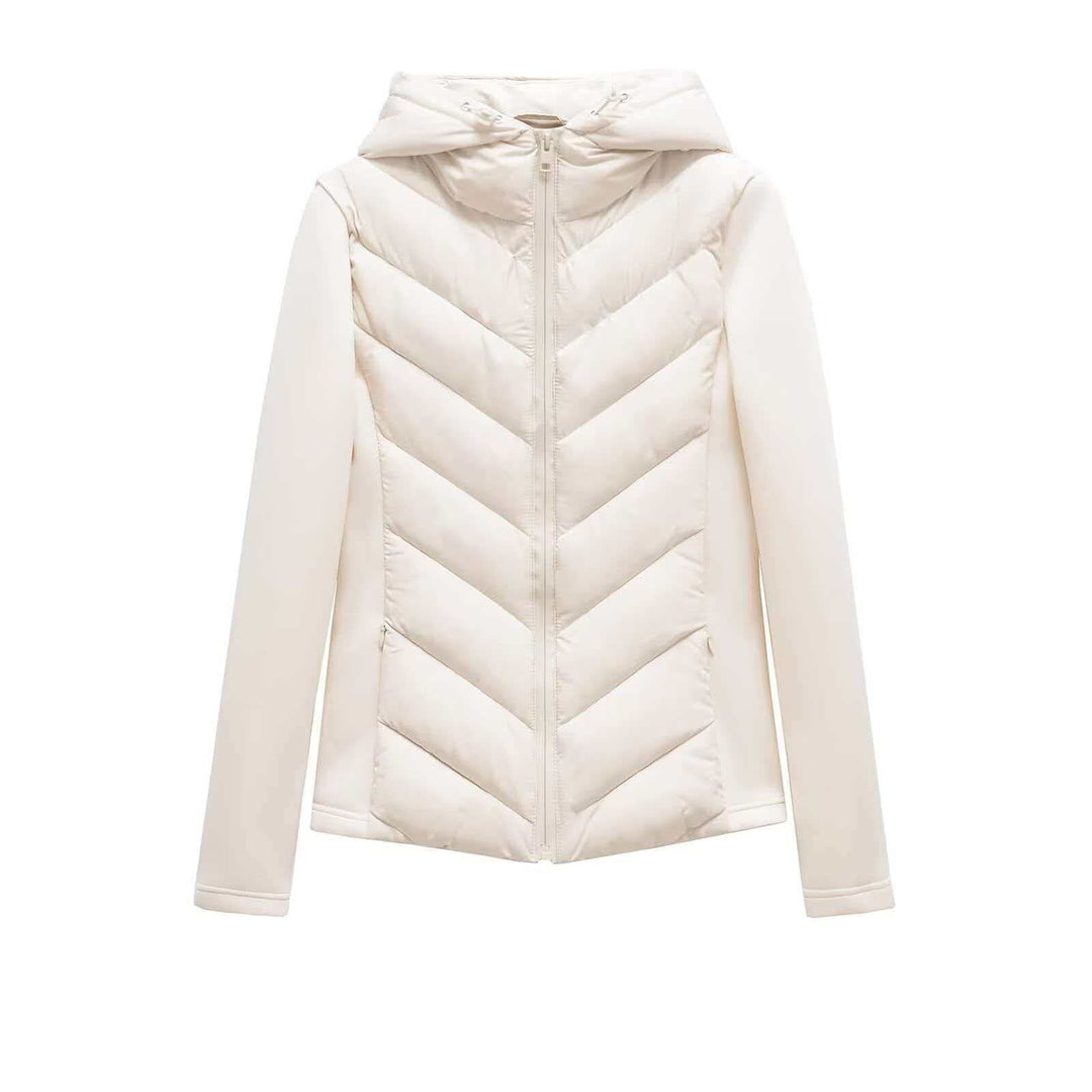 Damen nan gesteppte Kapuzenjacke mit Chevron‑Stepp, Einsätzen aus Softshell und verdecktem Reißverschluss