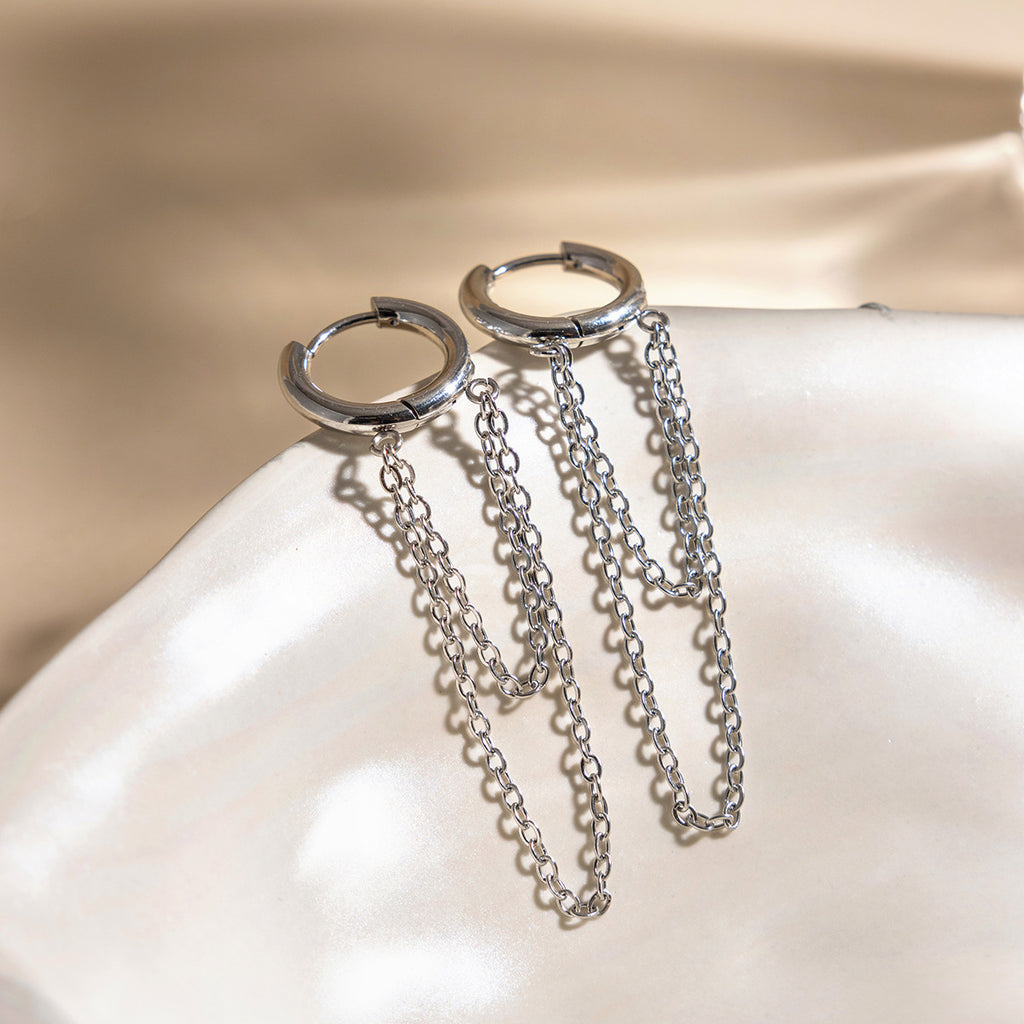 Damen Ohrhänger mit eleganter Kettenverzierung und funkelnden Zirkonia Shop Nory