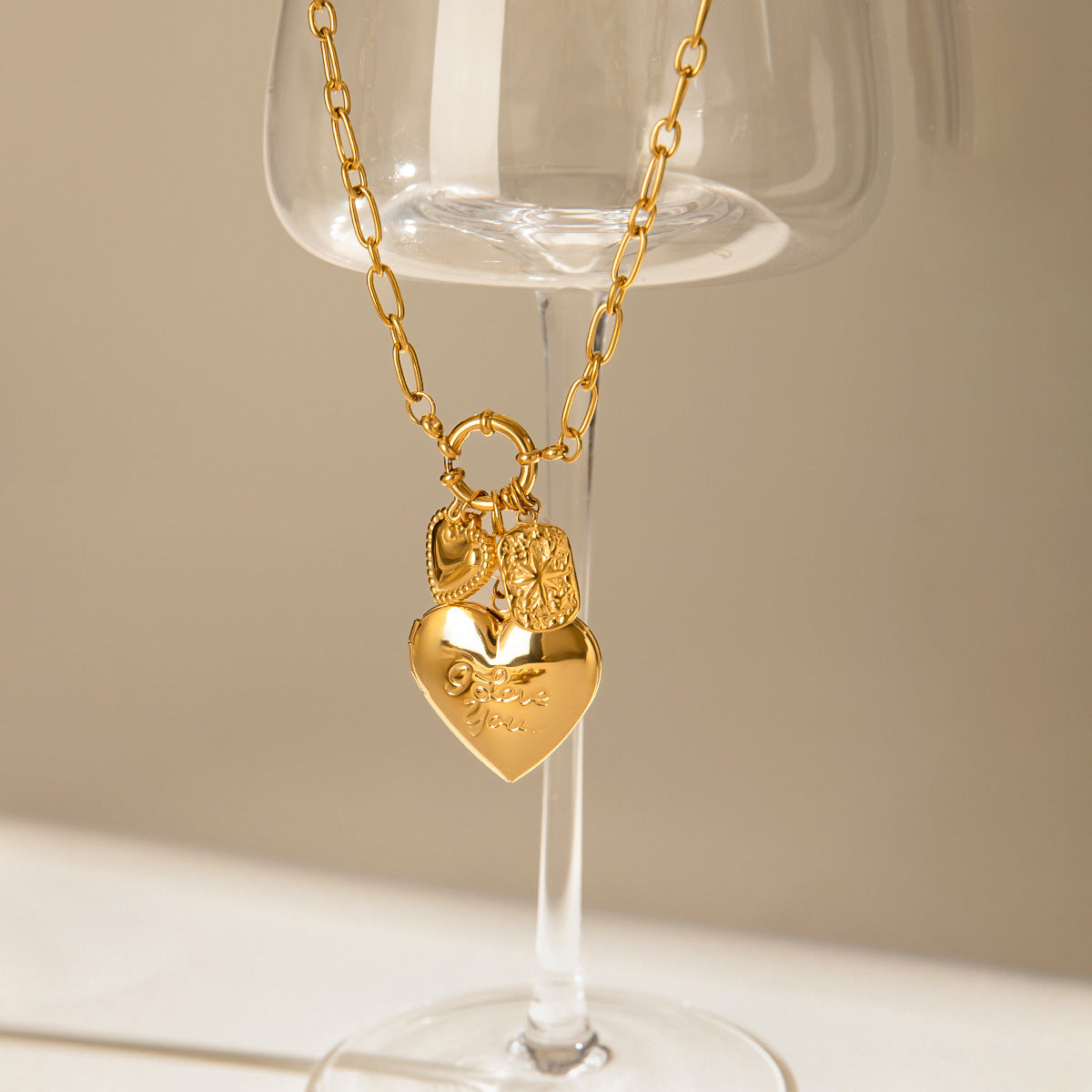 Damen Halskette mit charmanten Anhängern aus hochwetterfestem Edelstahl Shop Nory